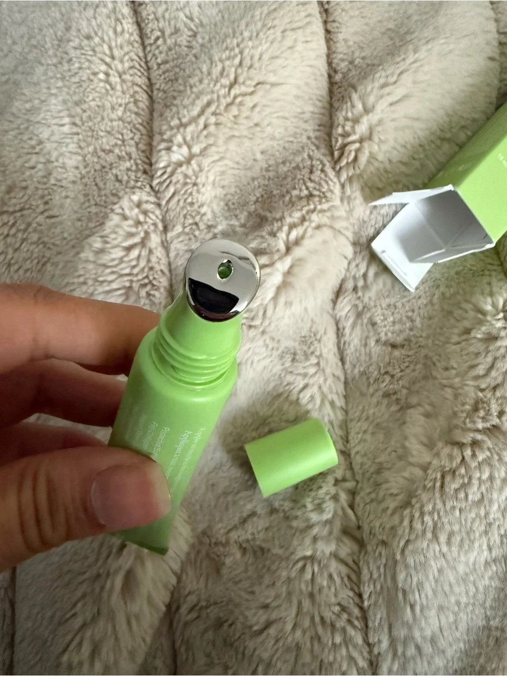 TÁCHE/iota Pistachio Milk Latte Lip Treatment